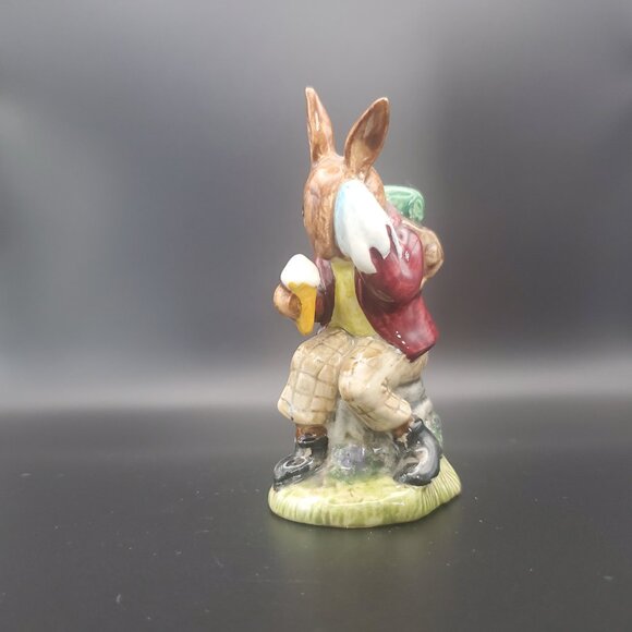 ROYAL DOULTON Collectible Figurine Billie Bunnykins COOLING OFF Ice Cream 1972 - Picture 3 of 7